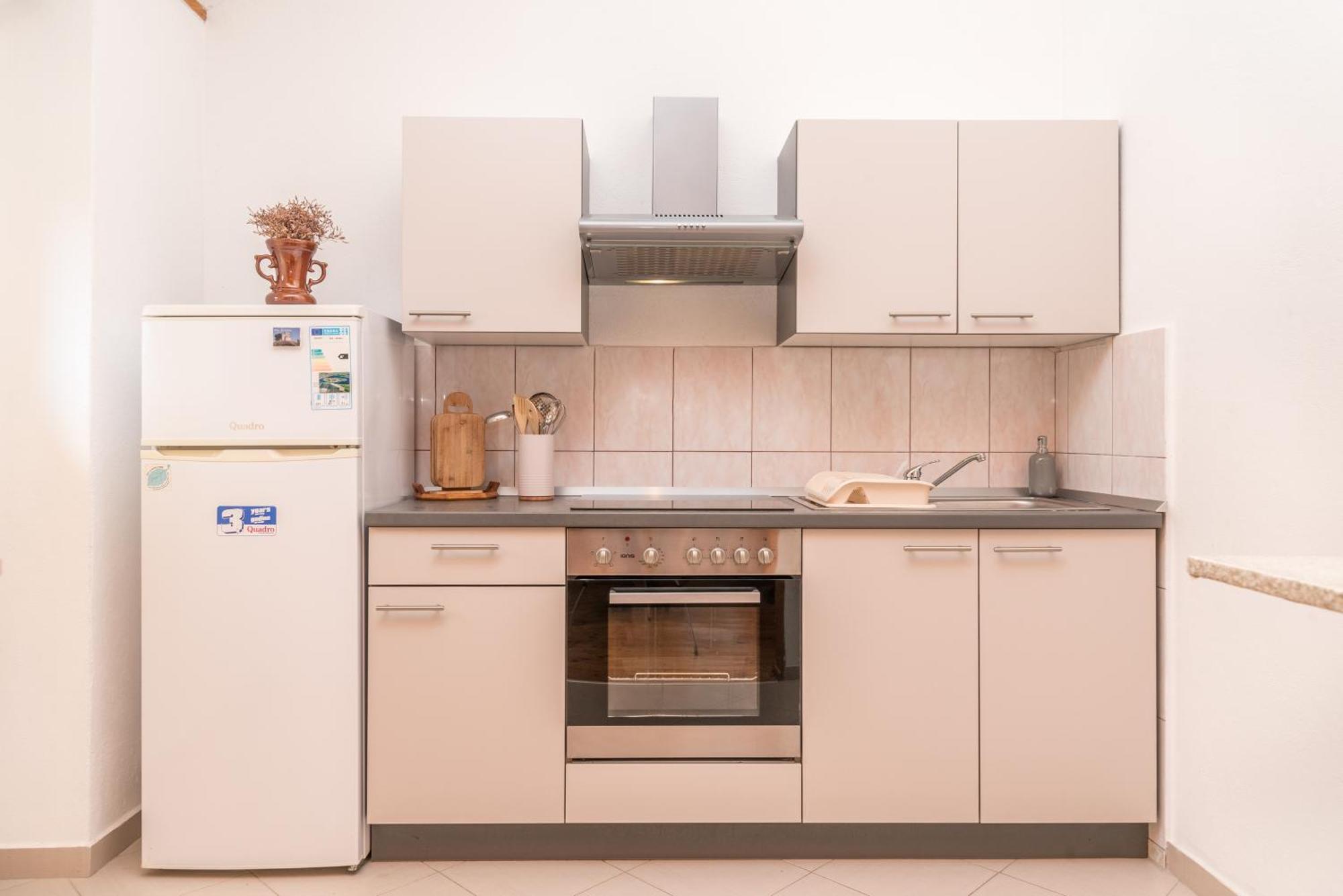 Apartmani Danijel Нин Екстериор снимка