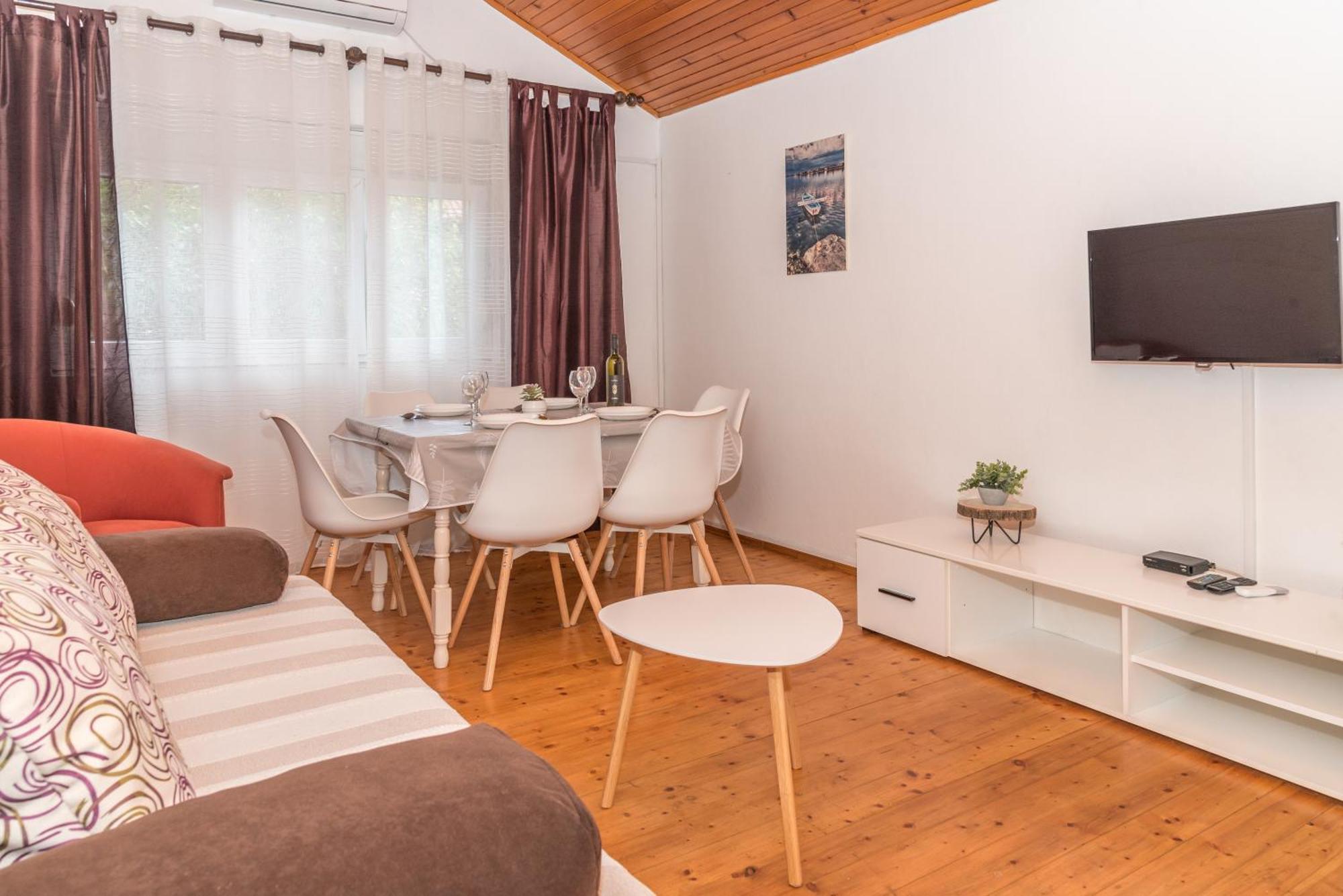 Apartmani Danijel Нин Екстериор снимка