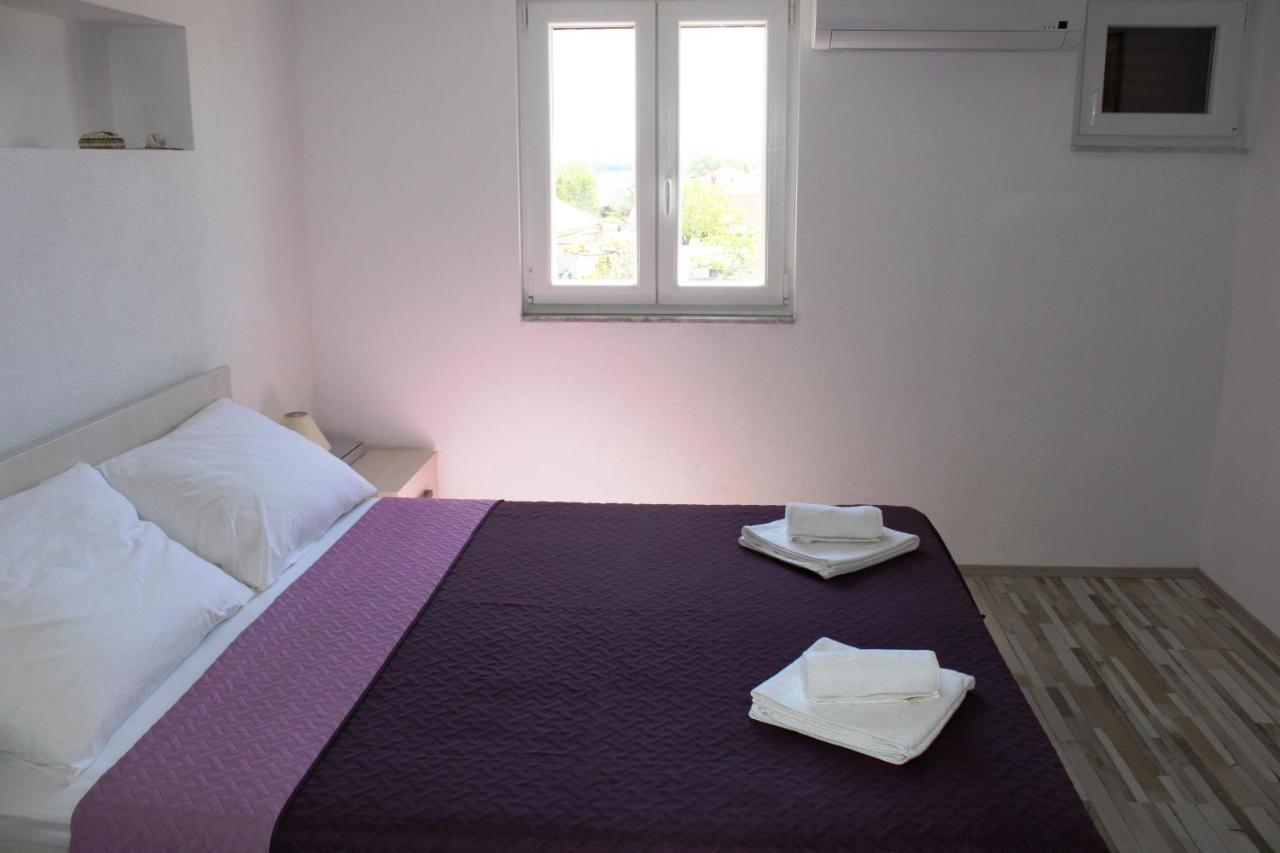 Apartmani Danijel Нин Екстериор снимка