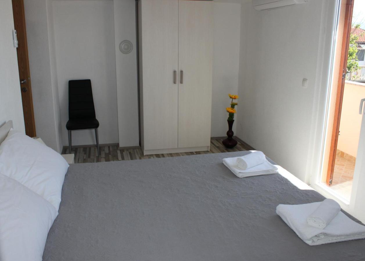 Apartmani Danijel Нин Екстериор снимка