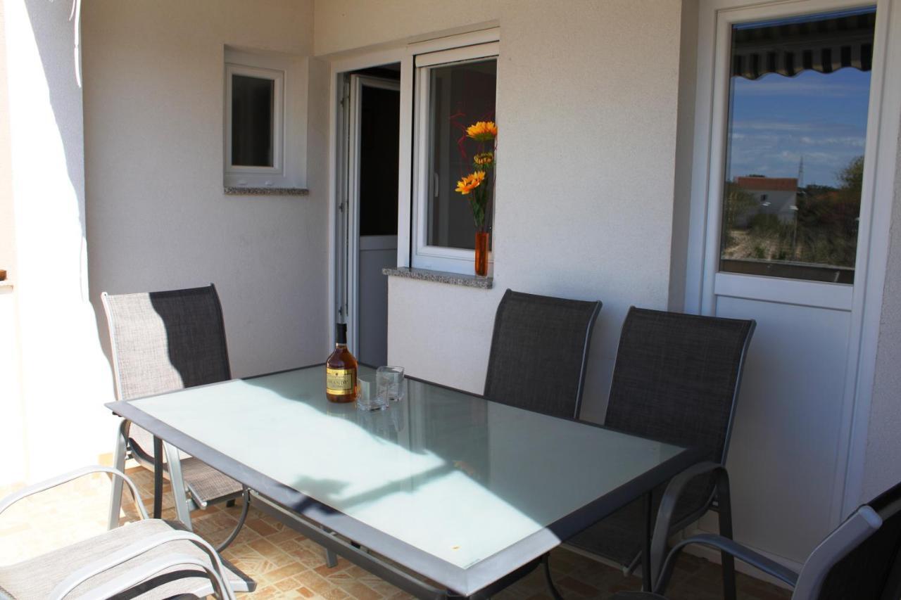 Apartmani Danijel Нин Екстериор снимка